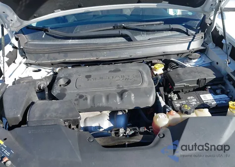 2019 Jeep Cherokee Latitude Fwd z USA, uszkodzony, nr VIN 1C4PJLCB9KD381143